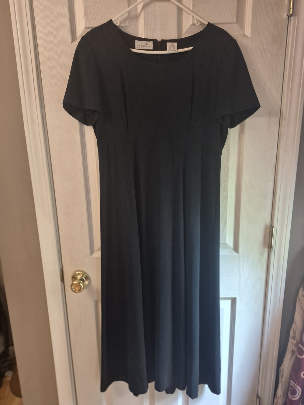 Liz Claiborne Black Short-Sleeve Midi Dress
